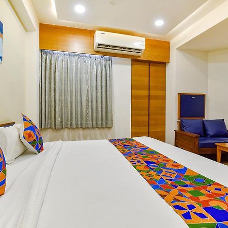Fabhotel Prime Grand Unity, Changodar Αχμπανταμπάντ Εξωτερικό φωτογραφία