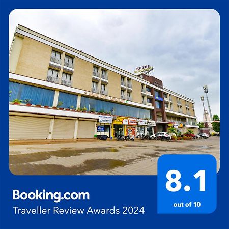 Fabhotel Prime Grand Unity, Changodar Αχμπανταμπάντ Εξωτερικό φωτογραφία
